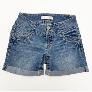 No Boundaries Cuffed Shorts